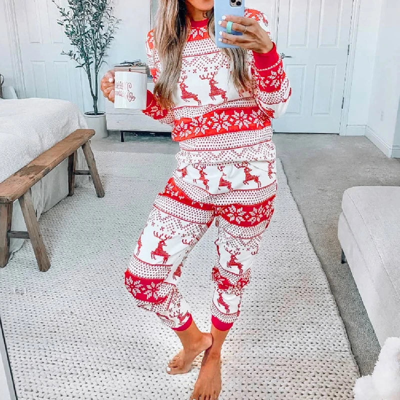 Winter Family Christmas Pajamas Set Mother Dad Kids Baby Xmas Matching Outfits Elk Print Soft Sleepwear Christmas Pajamas Family