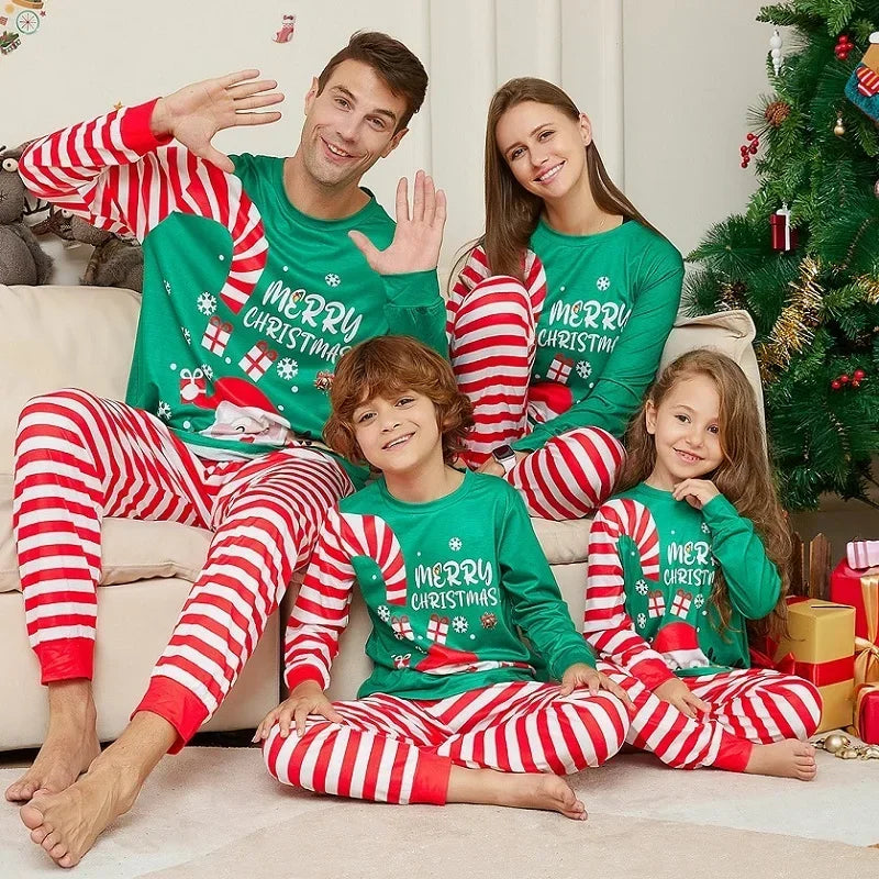 2024 Christmas Family Matching Pajamas Adult Kid Baby Outfits Tops+Pants 2PCS Xmas Sleepwear Pajamas Dog Clothes
