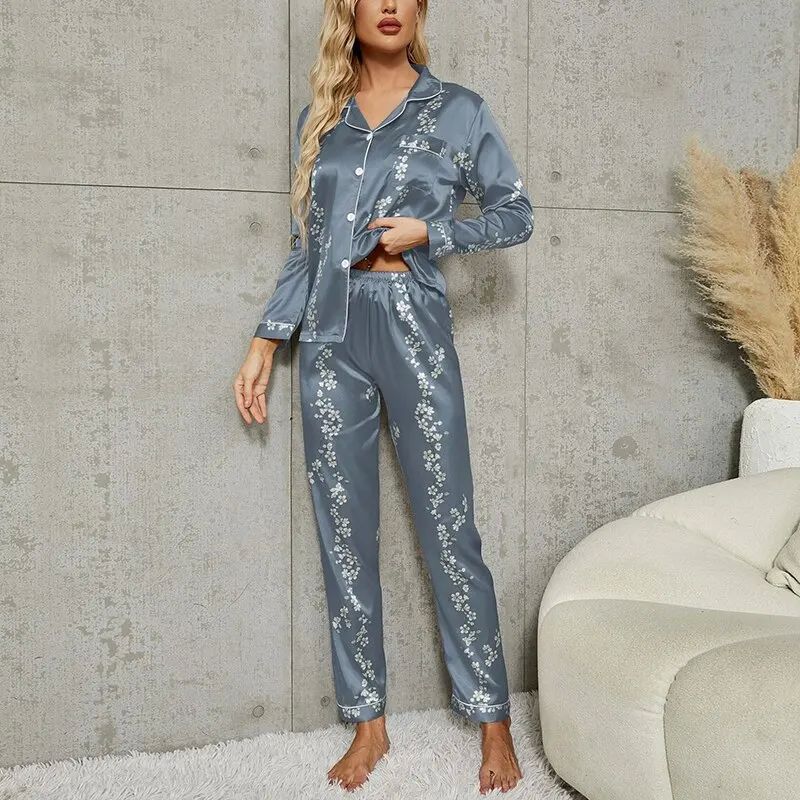 Women’s Pajama Set Long Sleeved Women