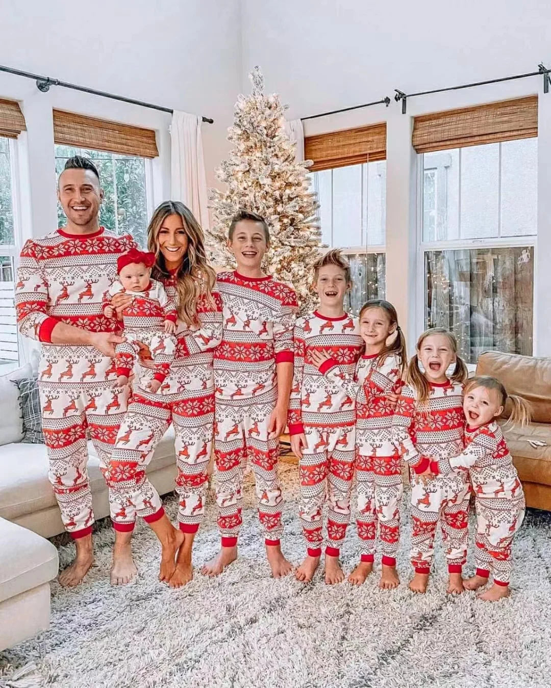 2024 Christmas Family Matching Pajamas New Year Xmas Father Mother Kids Baby Clothes Set Dad Mom And Daughter Son Pajamas Outfit