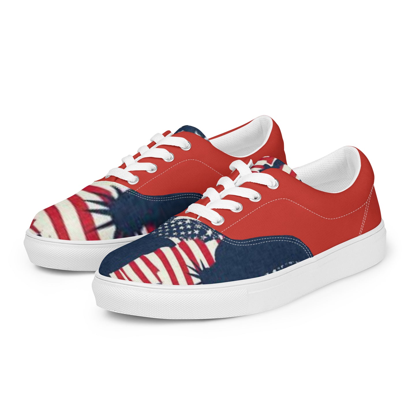 Women’s lace-up canvas shoes